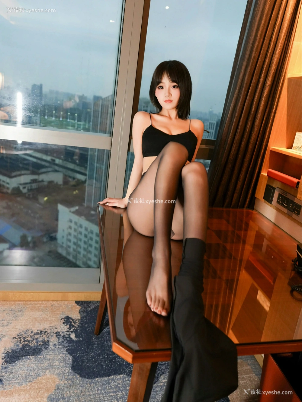 1P - [XiuRen秀人网] No.10077 汁汁