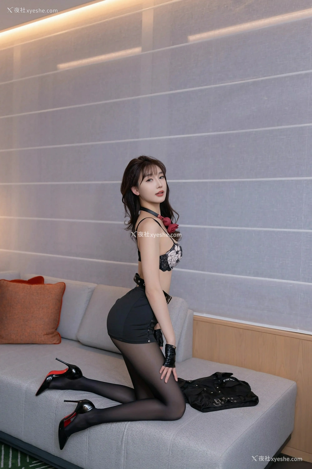 1P - [XiuRen秀人网] No.10081 陆萱萱