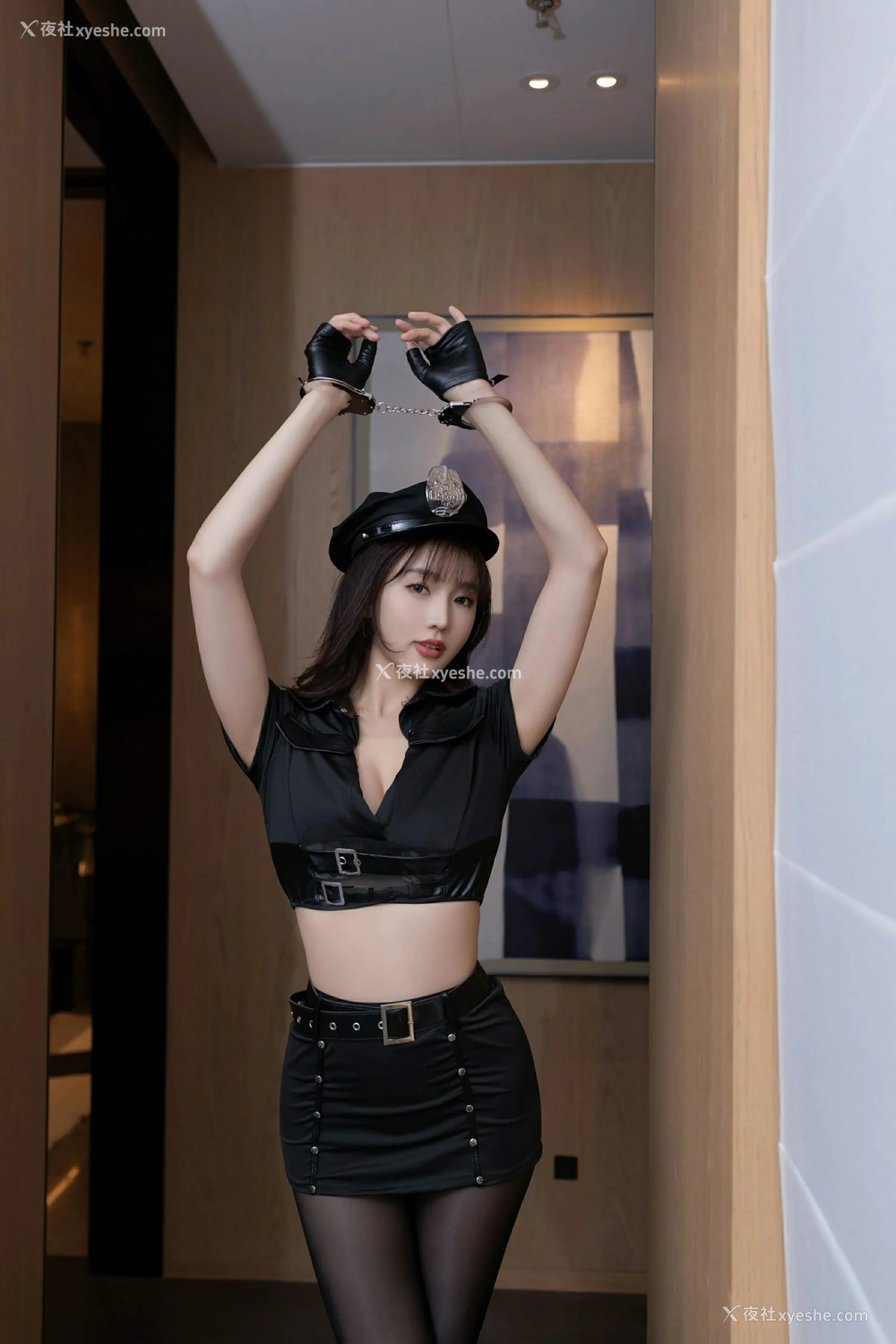 1P - [XiuRen秀人网] No.10081 陆萱萱