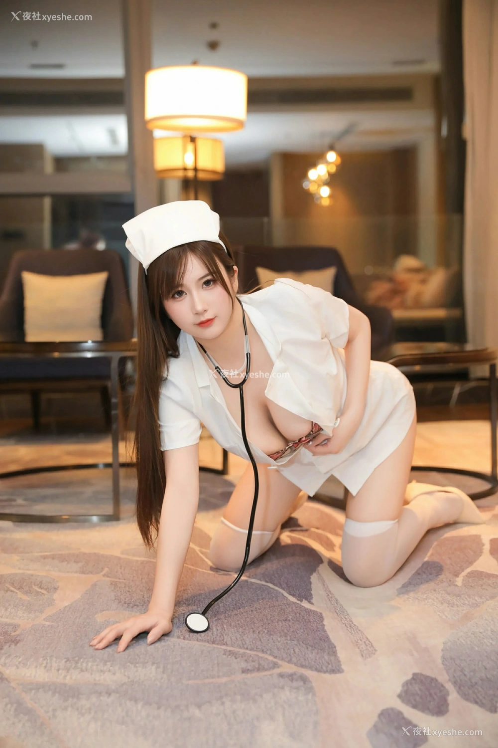 1P - [XiuRen秀人网] No.10089 小肉肉咪