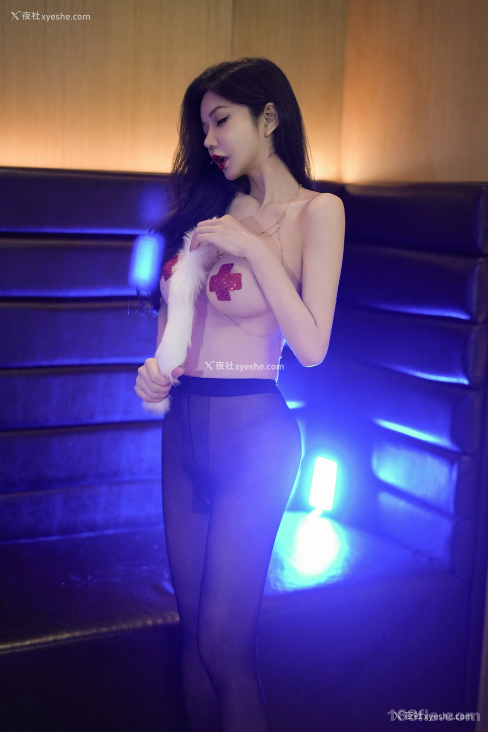 1P - xiuren秀人网福利心妍小公主大尺度私拍无码流出肛塞狐狸尾巴