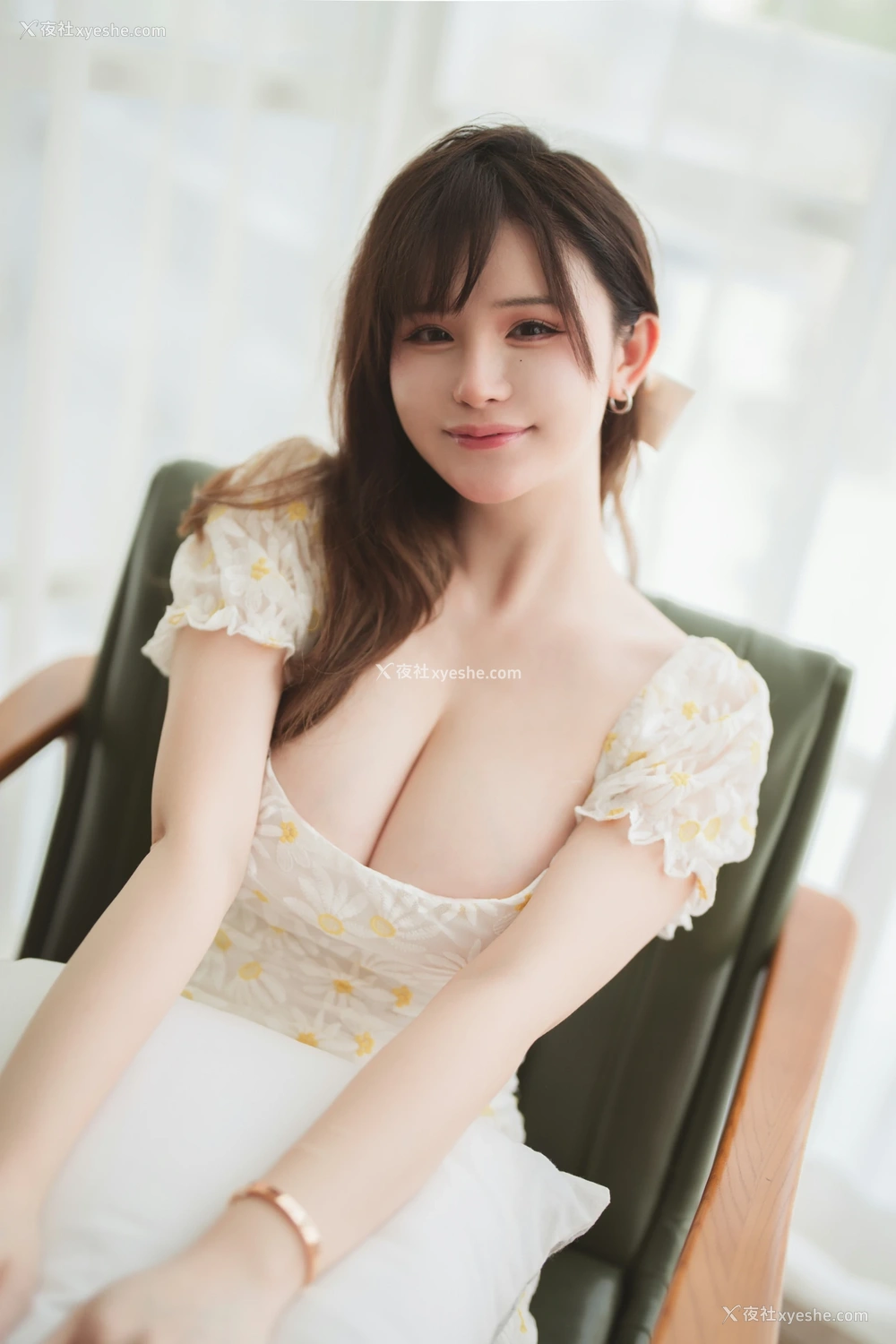 1P - 前羽_rr – 夏鸣潮 限量版赠送图