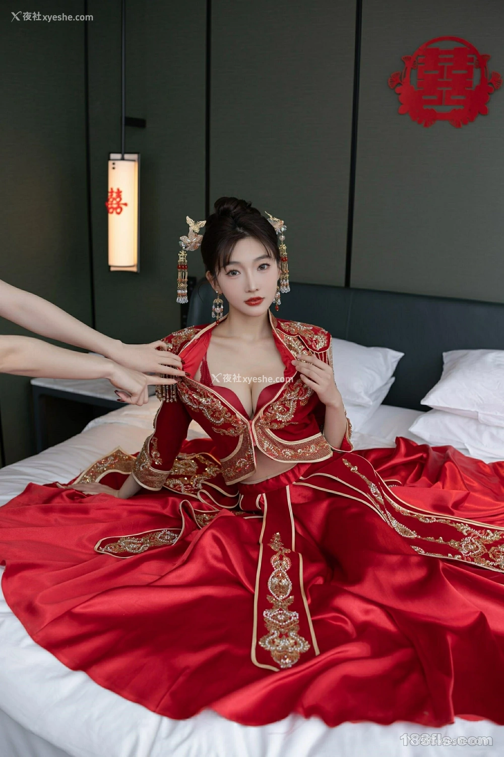 1P - xiuren秀人网福利陆萱萱大尺度私拍无码流出秀禾新娘装