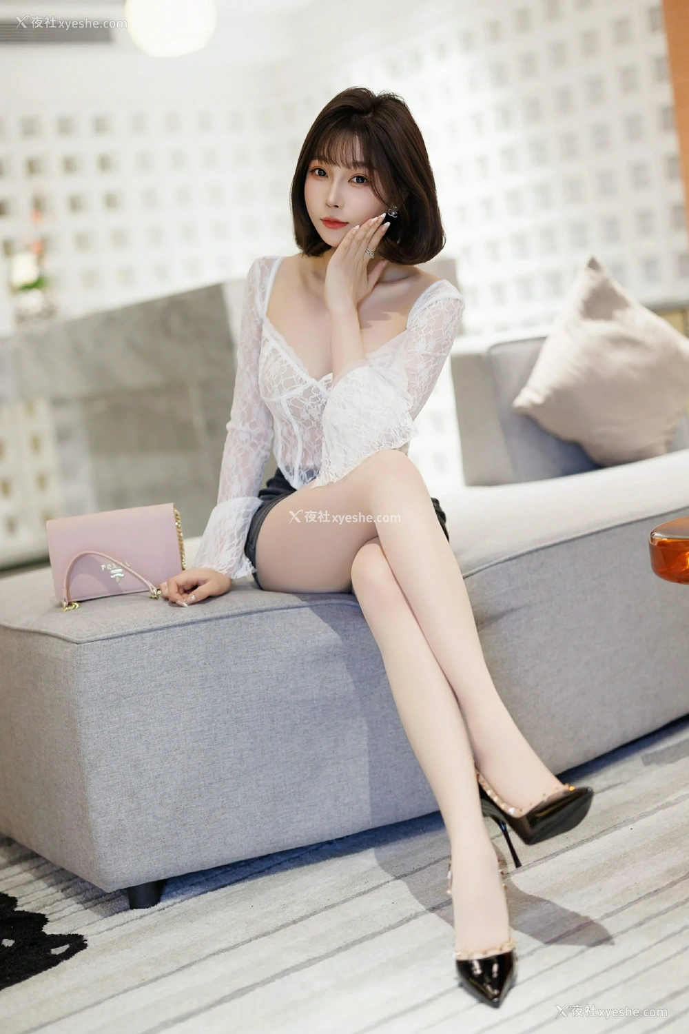 1P - [XiuRen秀人网] No.10113 徐莉芝Booty
