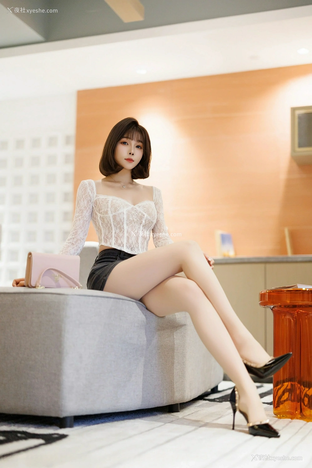 1P - [XiuRen秀人网] No.10113 徐莉芝Booty