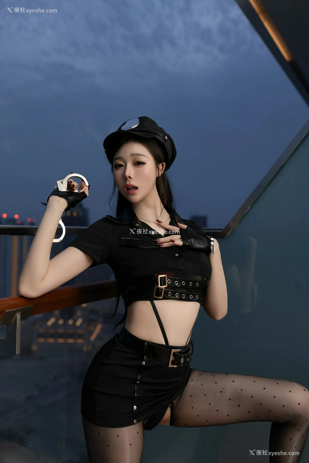 1P - [XiuRen秀人网] No.10115 小逗逗