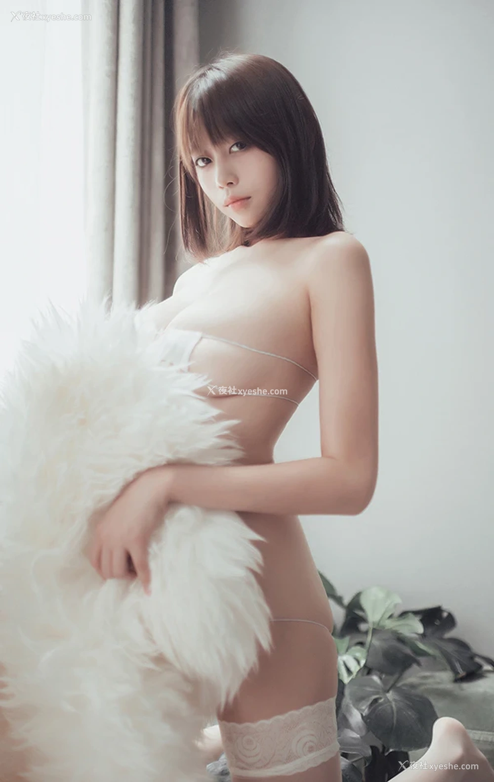 1P - 网红美女奈汐酱nice 超小比基尼