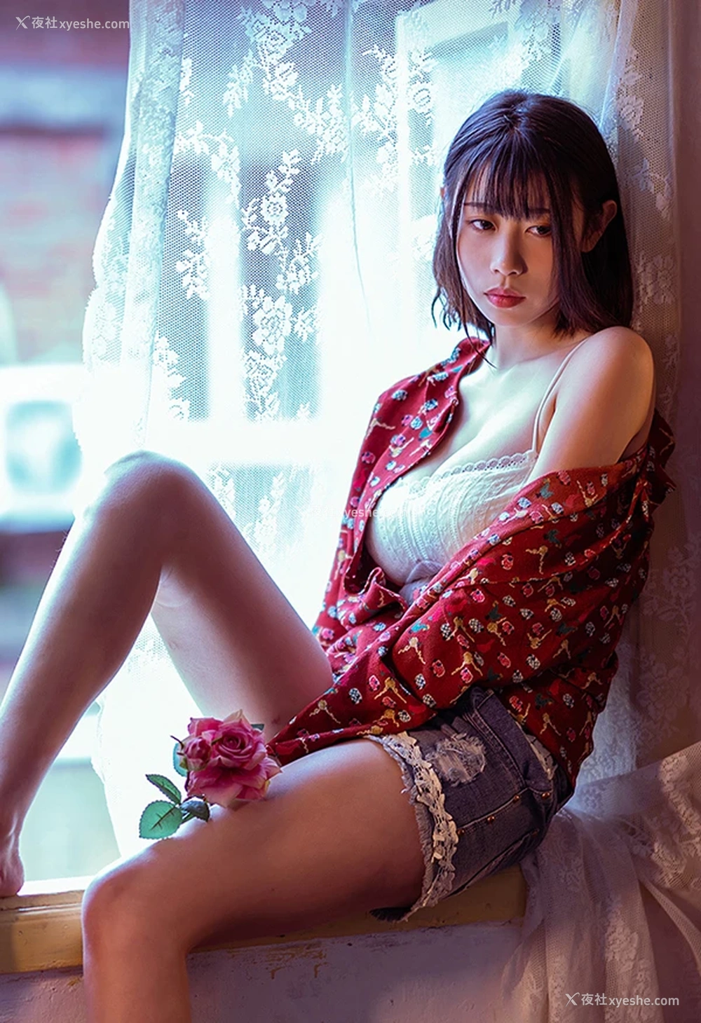 1P - 网红美女奈汐酱nice 毒药之沉 毒 王