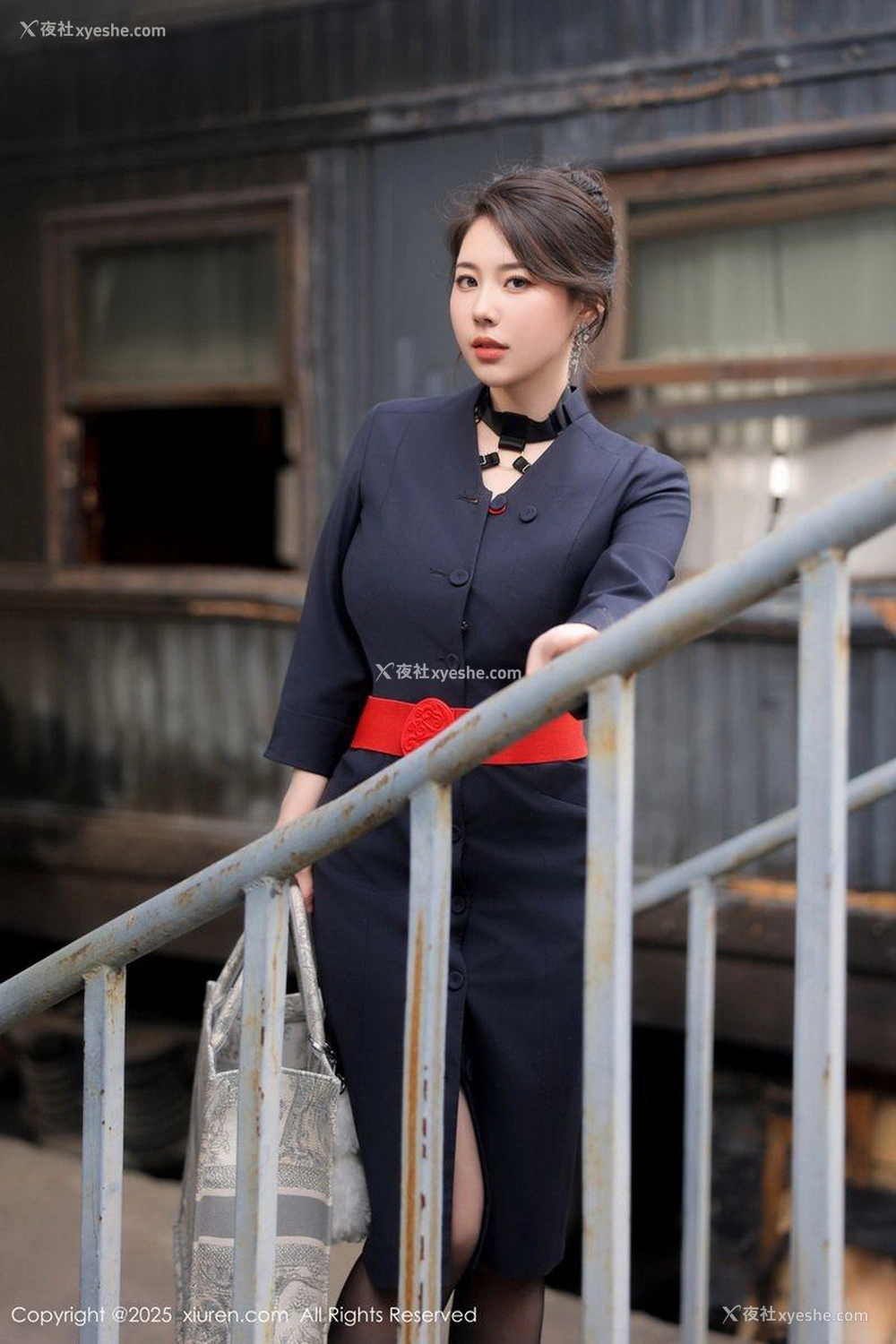 1P - [XiuRen秀人网] No.10155 白茹雪abby [79P]