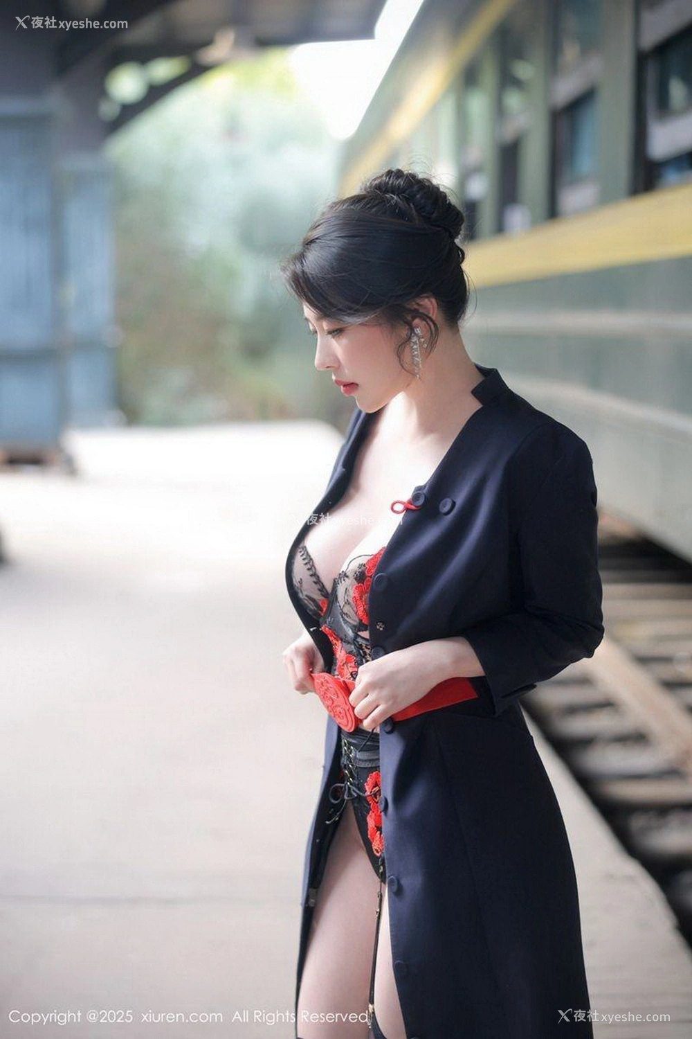 1P - [XiuRen秀人网] No.10155 白茹雪abby [79P]