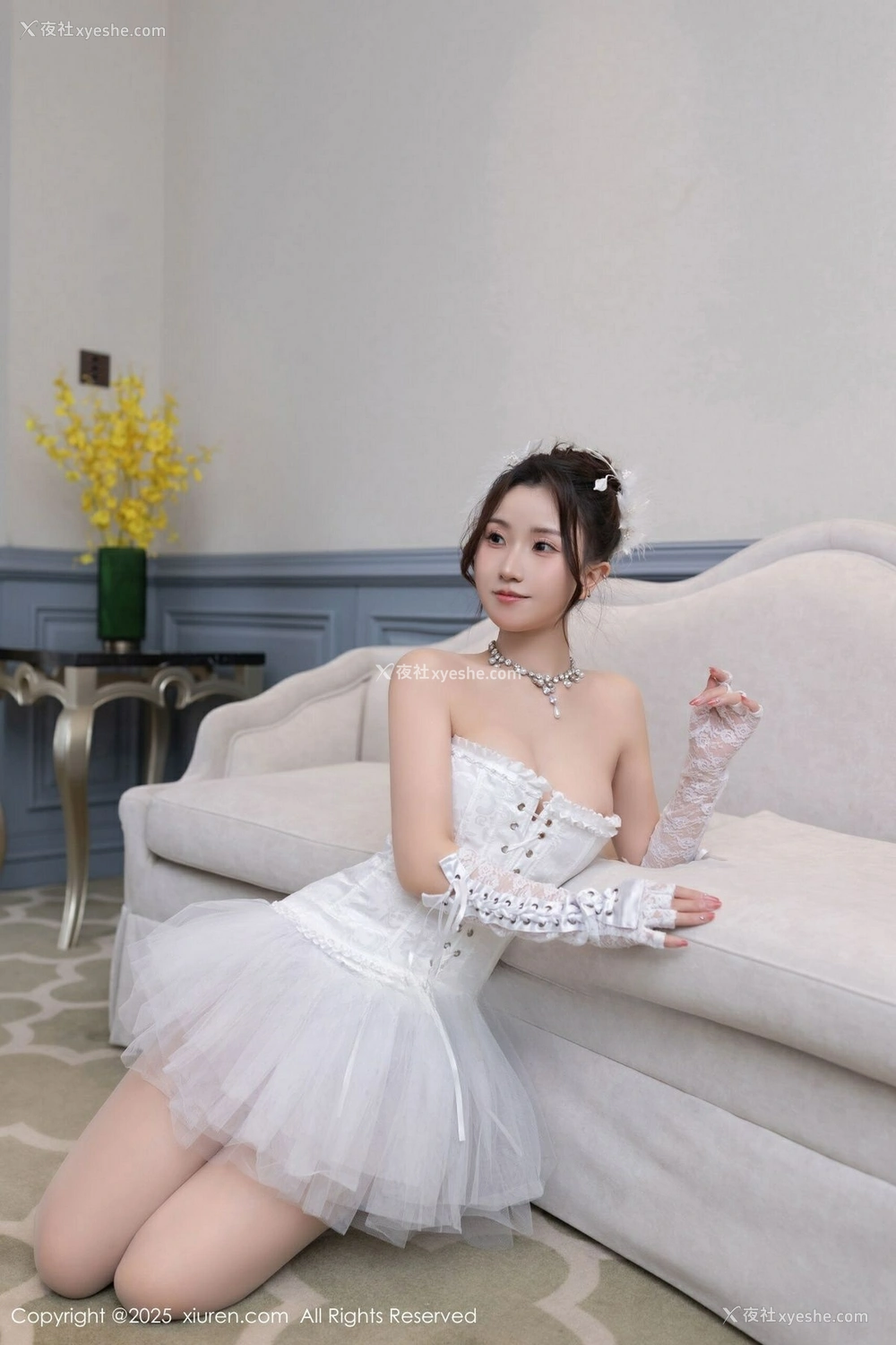 1P - [XiuRen秀人网] No.10161 杏子Yada [83P]