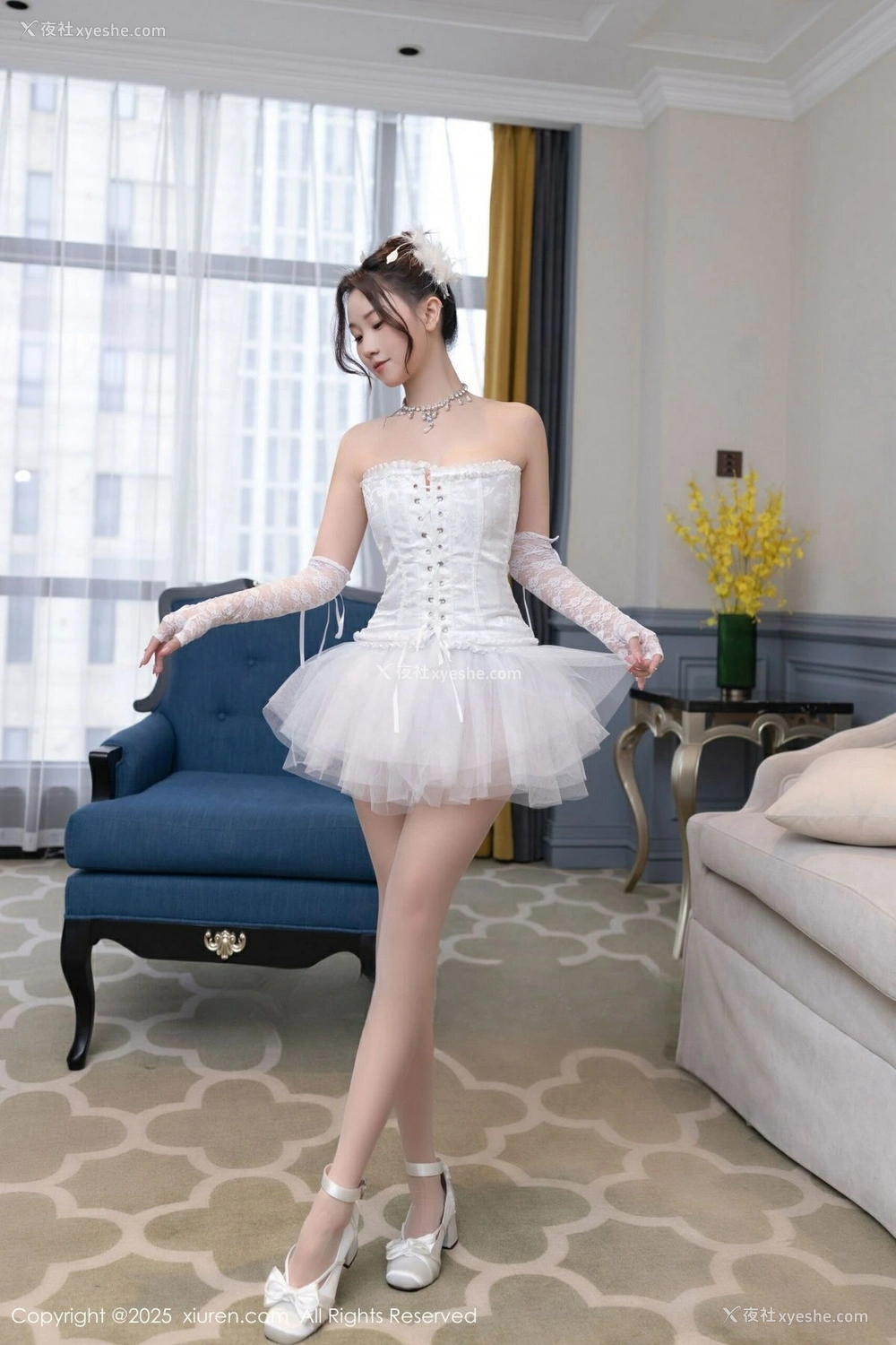 1P - [XiuRen秀人网] No.10161 杏子Yada [83P]