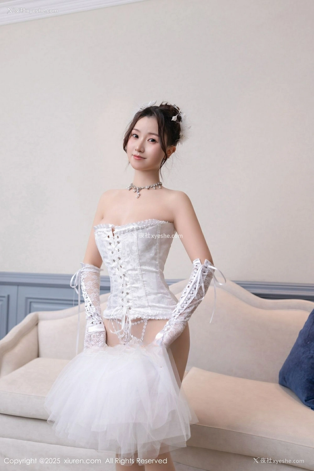 1P - [XiuRen秀人网] No.10161 杏子Yada [83P]