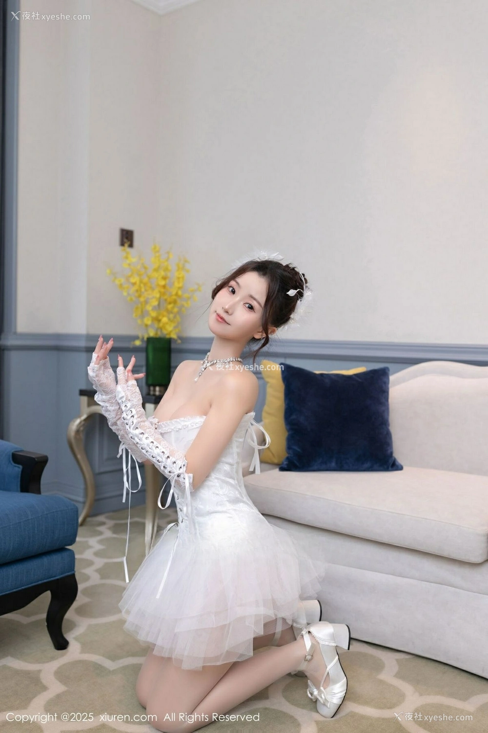 1P - [XiuRen秀人网] No.10161 杏子Yada [83P]