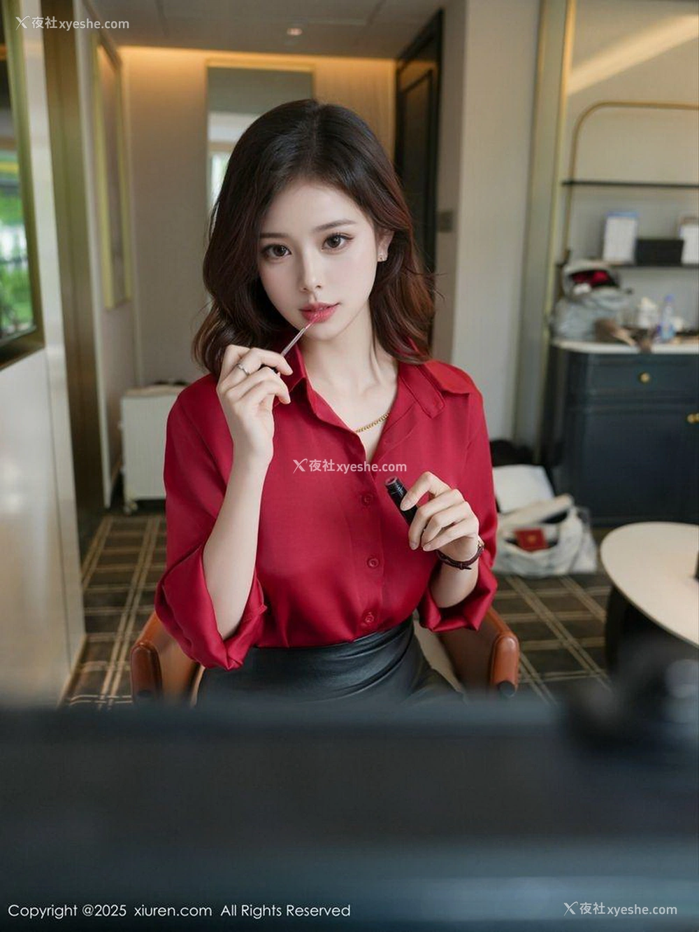 1P - [XiuRen秀人网] No.10157 玫瑰我爱你 [81P]