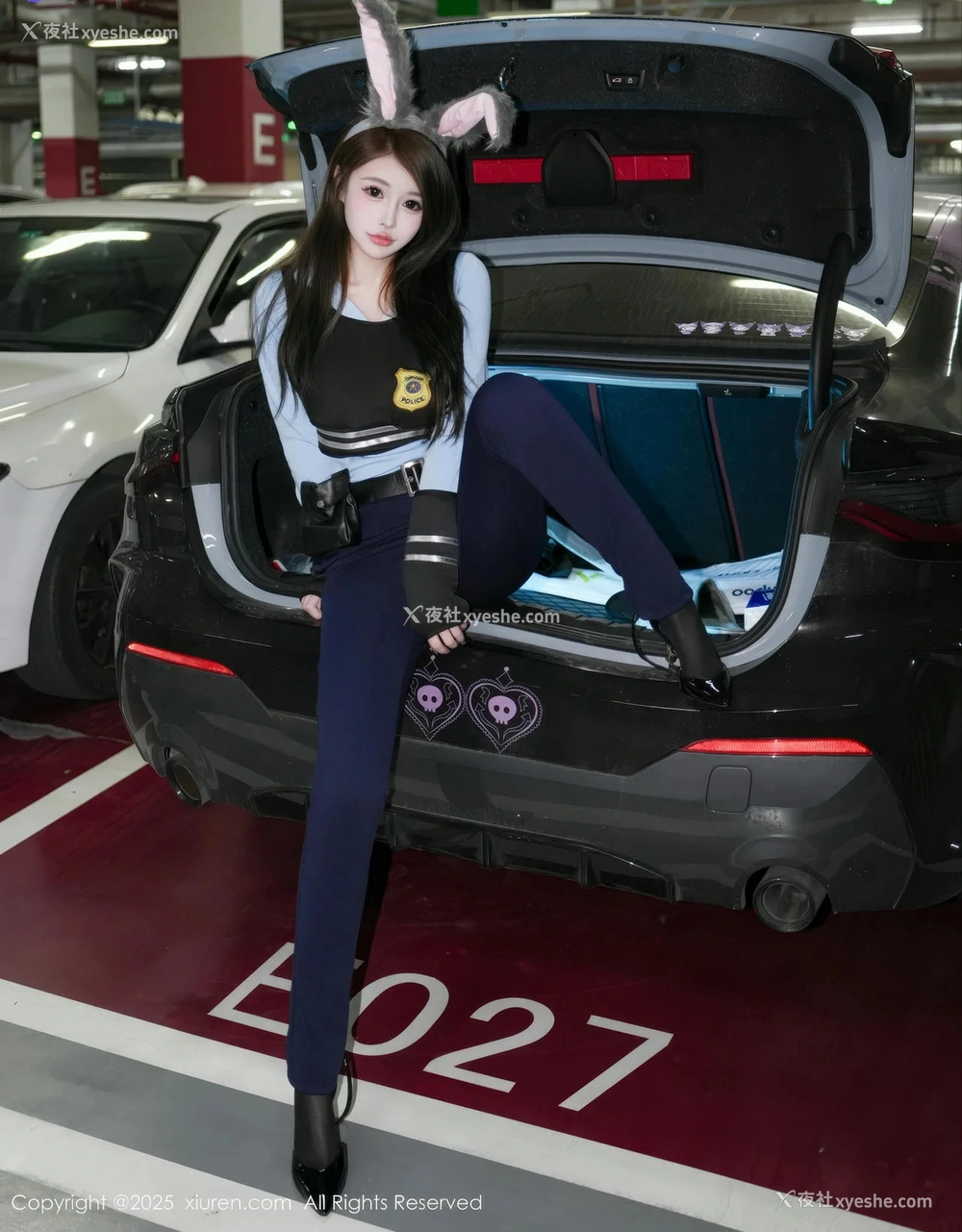1P - [XiuRen秀人网] No.10158 甜妮 [70P]