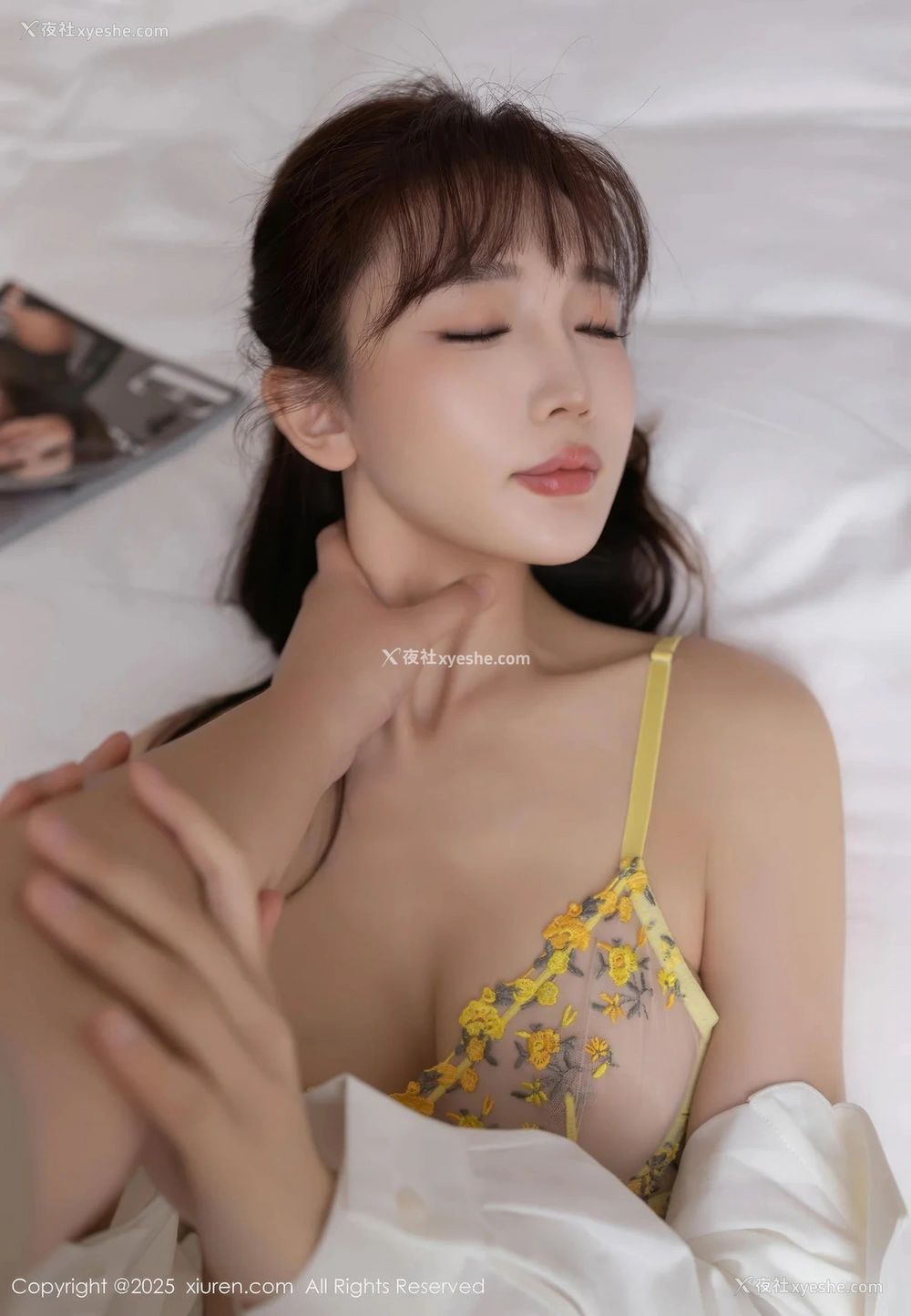 1P - [XiuRen秀人网] No.10166 陆萱萱 [81P]