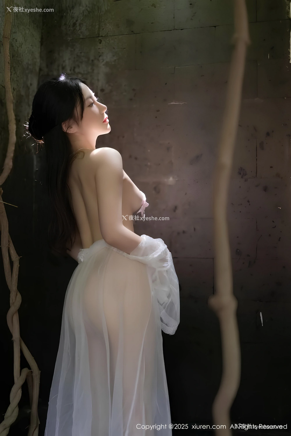 1P - [XiuRen秀人网] No.10173 鱼子酱Fish [81P]