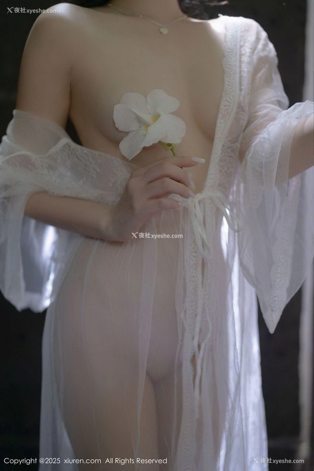 1P - [XiuRen秀人网] No.10173 鱼子酱Fish [81P]