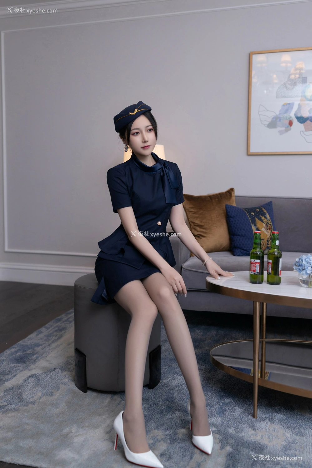 1P - 秀人网 美女名模 鱼子酱Fish – 内购无水印《空姐制服》 [123P]