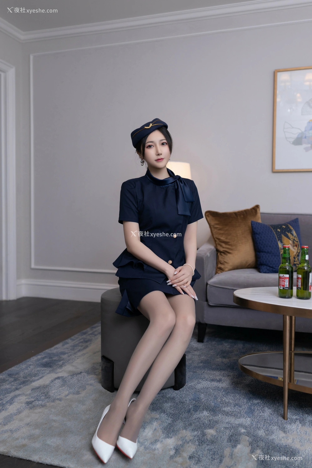 1P - 秀人网 美女名模 鱼子酱Fish – 内购无水印《空姐制服》 [123P]