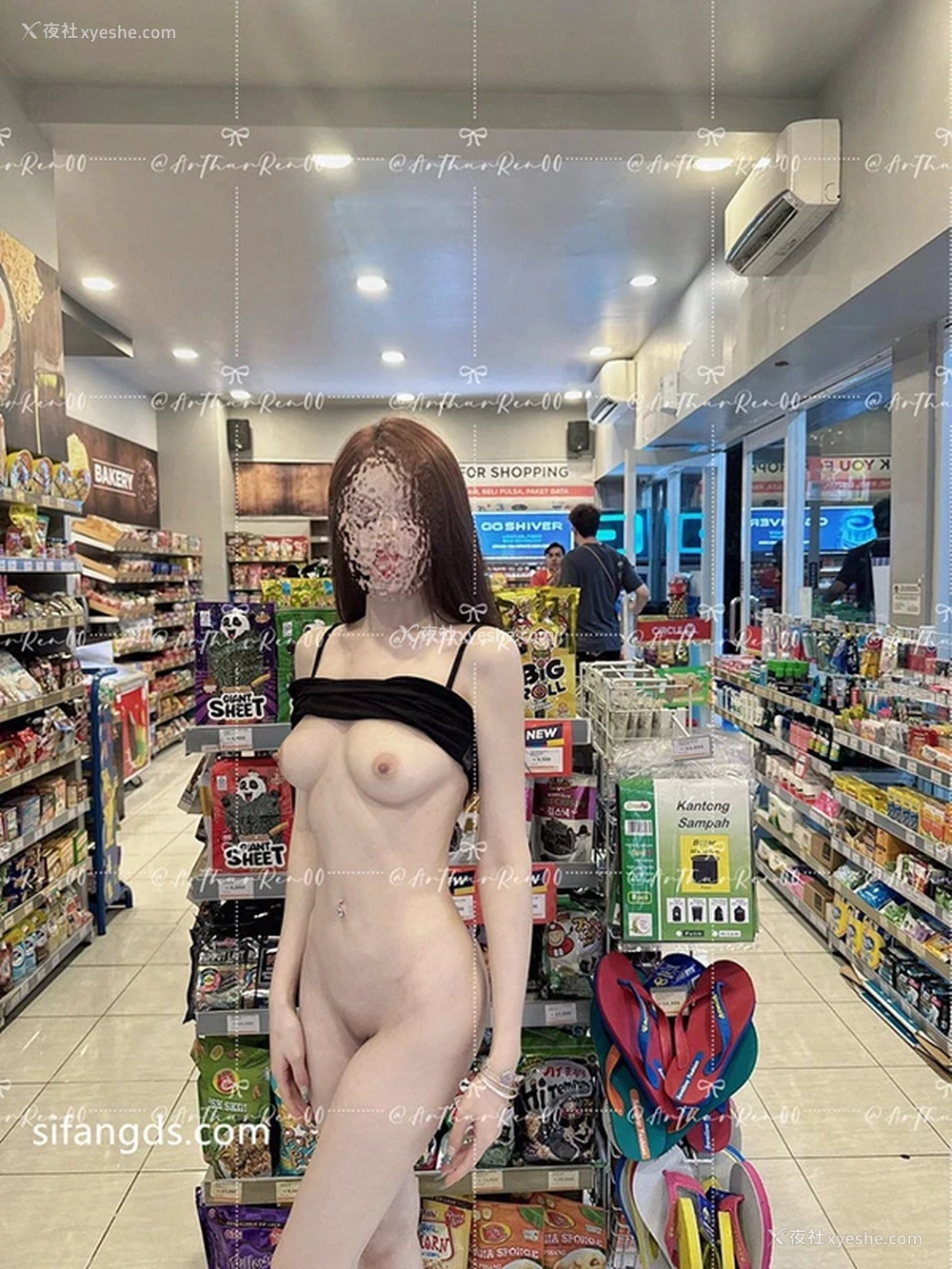 1P - 极品露出系福利姬@RenXing 尺度私拍合集2