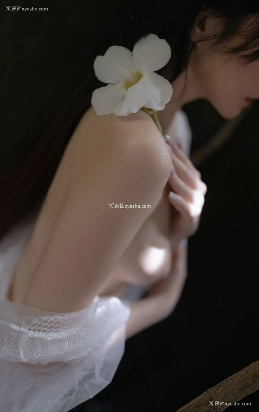 1P - 秀人网 美女名模 鱼子酱Fish – 内购无水印版《白纱清露欲迎还休》（对应XiuRen秀人网 No.10173） [123P]