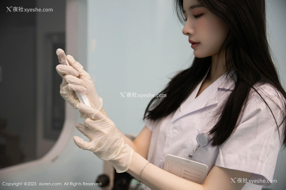 1P - [XiuRen秀人网] No.10190 布丁wow [81P]