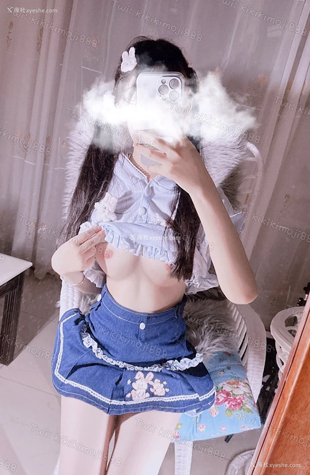 1P - 小可爱福利姬@kikikimoji888 尺度视图合集2