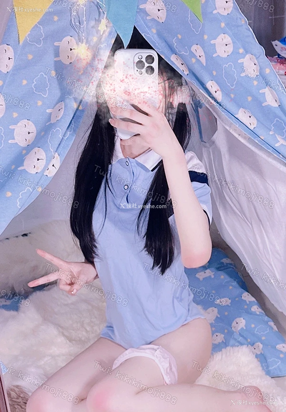 1P - 小可爱福利姬@kikikimoji888 尺度视图合集2
