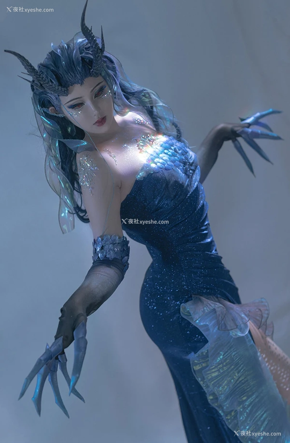 1P - 网红美女钛合金TiTi化身敖闰美艳魅惑十足