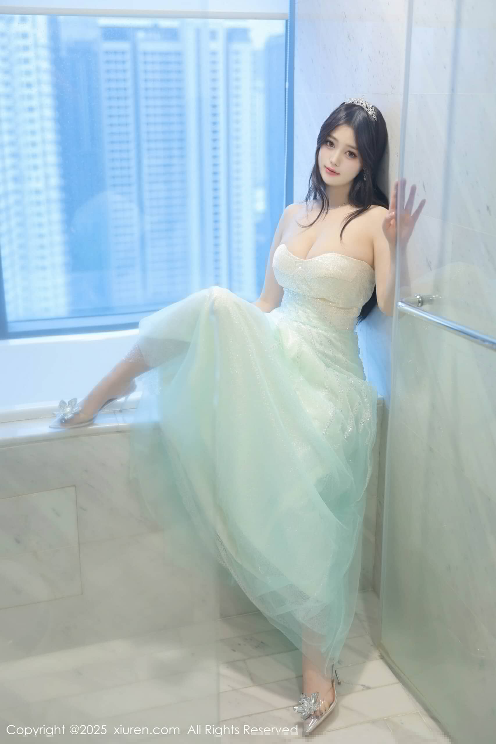 1P - [XiuRen秀人网] No.10222 蛋蛋宝 [79P]