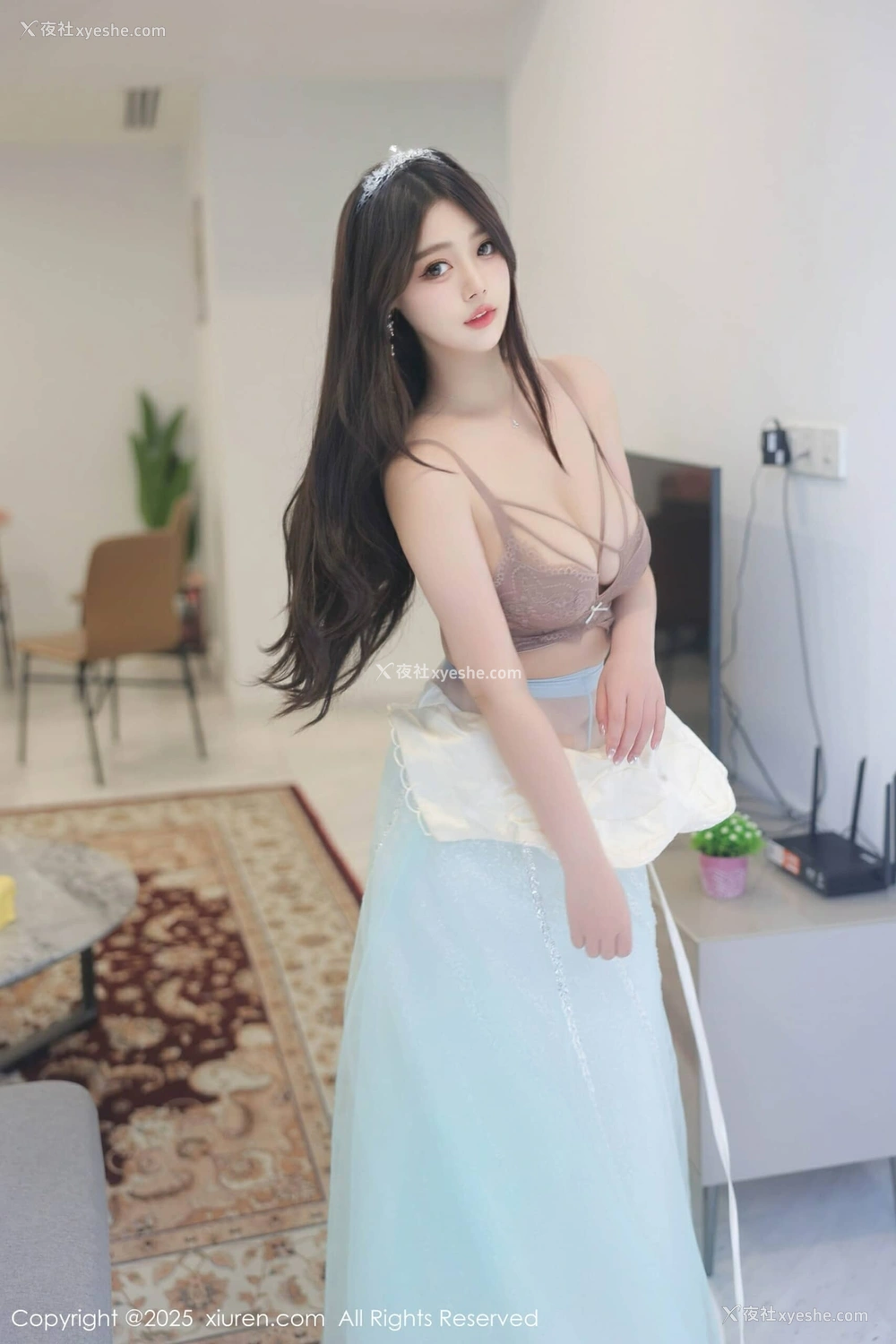 1P - [XiuRen秀人网] No.10222 蛋蛋宝 [79P]