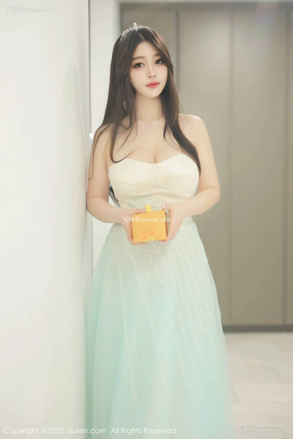 1P - [XiuRen秀人网] No.10222 蛋蛋宝 [79P]
