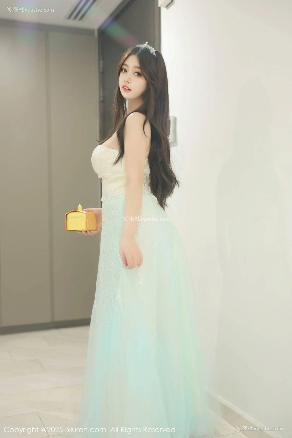 1P - [XiuRen秀人网] No.10222 蛋蛋宝 [79P]