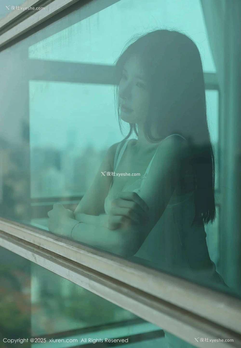 1P - [XiuRen秀人网] No.10226 布丁wow [89P]