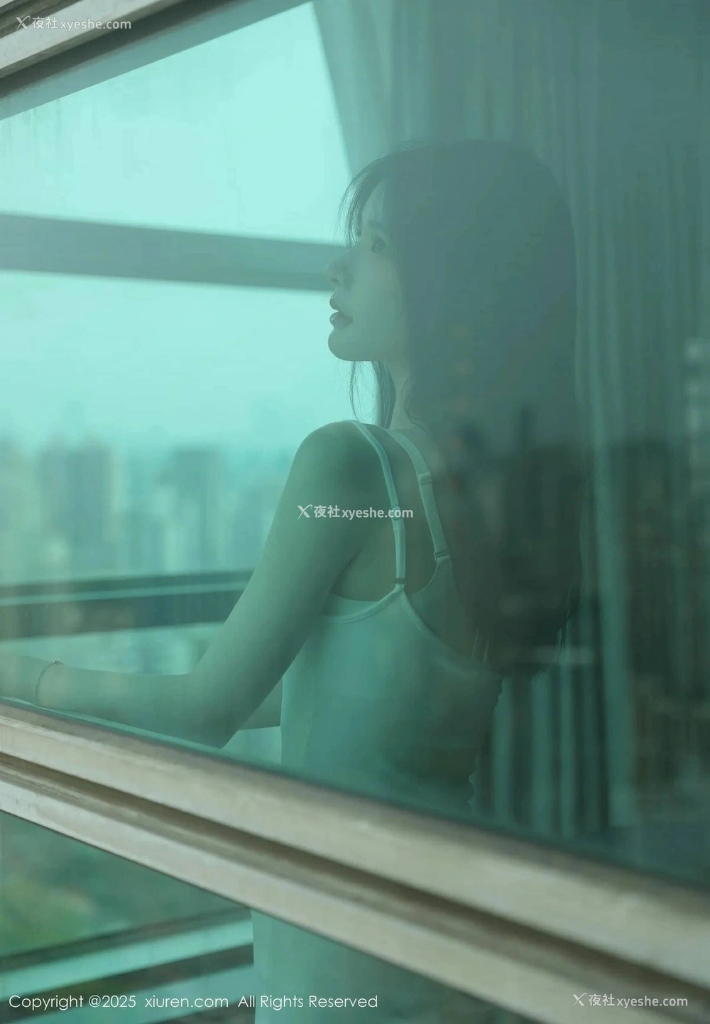 1P - [XiuRen秀人网] No.10226 布丁wow [89P]