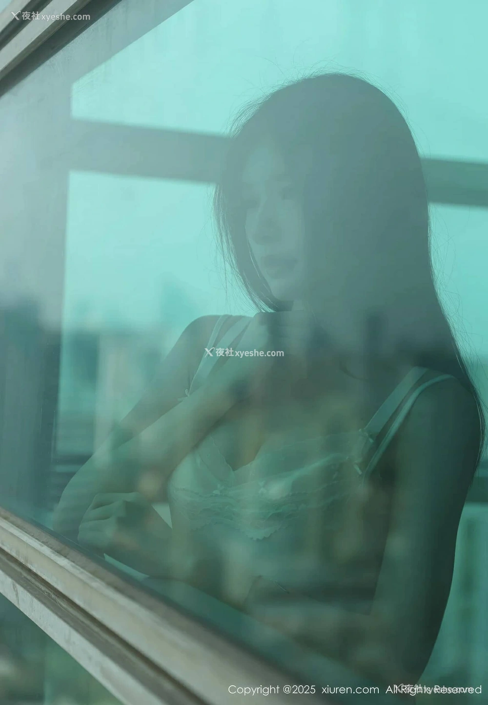1P - [XiuRen秀人网] No.10226 布丁wow [89P]