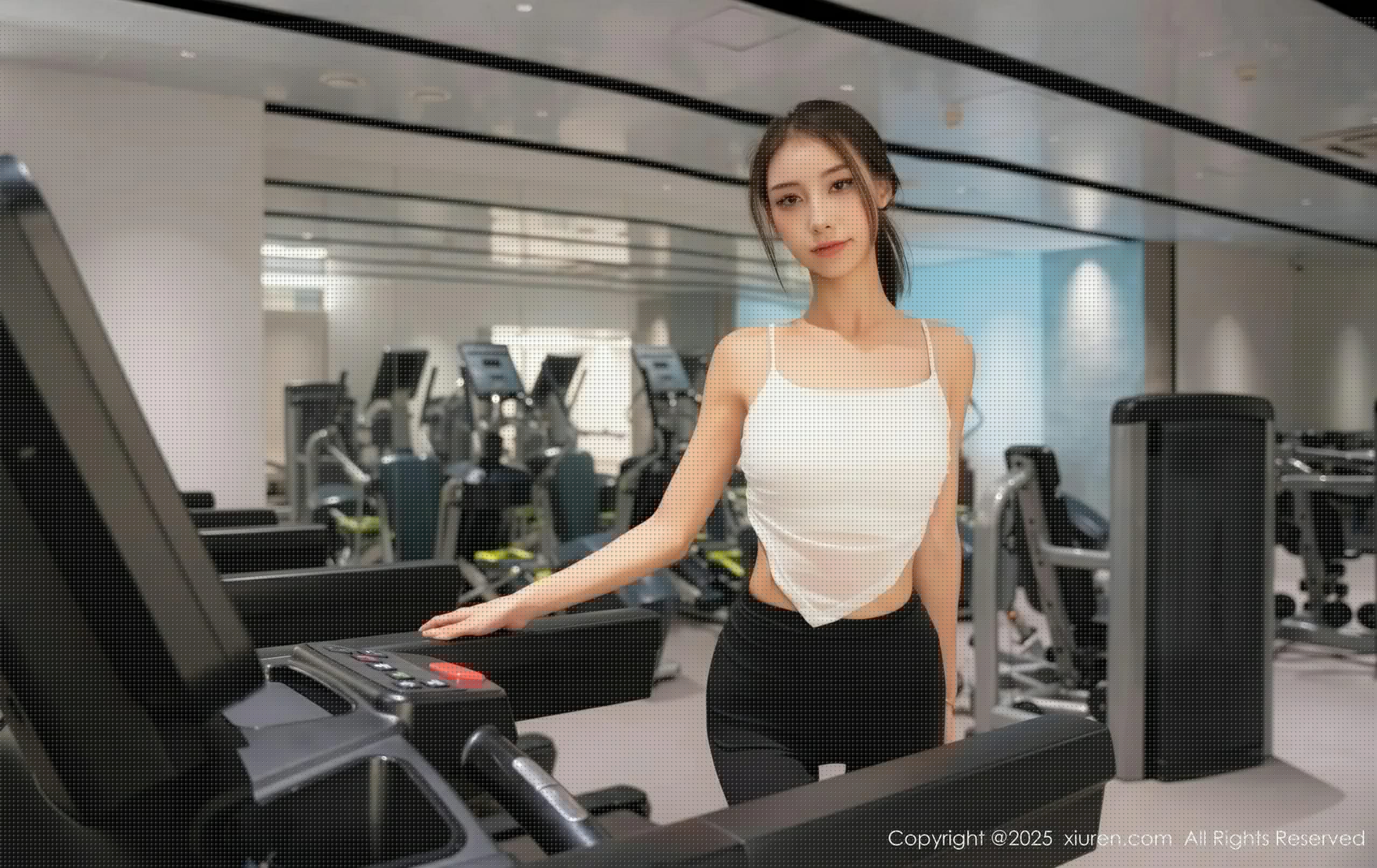 1P - [XiuRen秀人网] No.10239 lingyu69 [68P]
