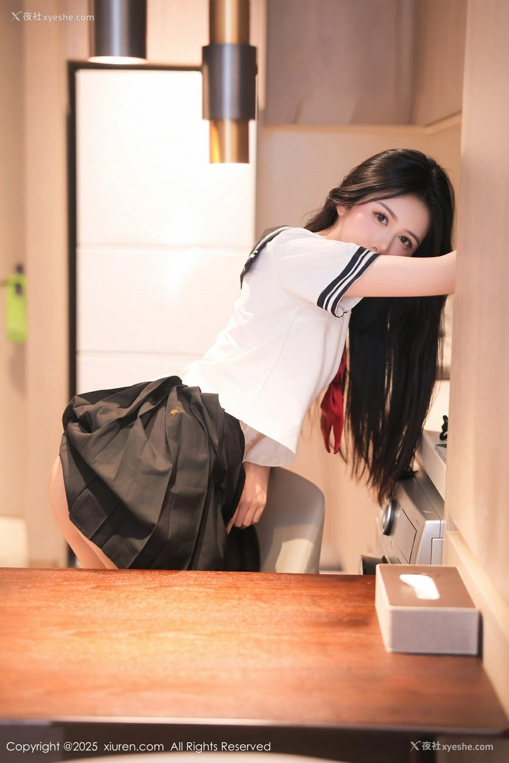 1P - [XiuRen秀人网] No.10234 shelly诗莉吖 [78P]