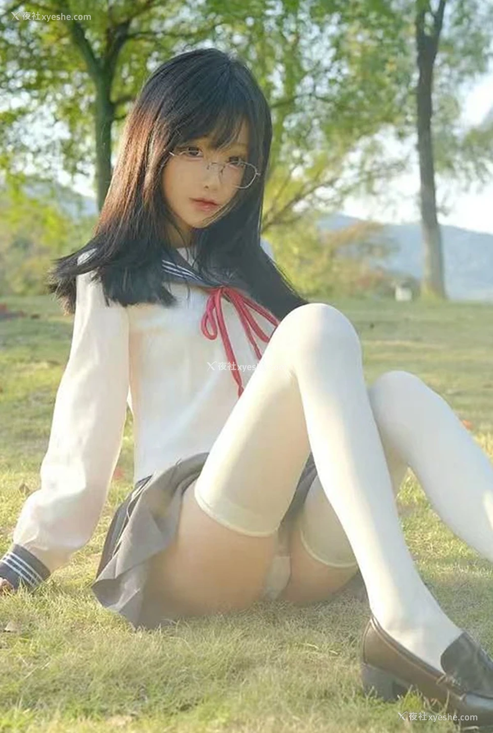 1P - 抖音12w粉福利姬@神再佑我璐酱 尺度合集2