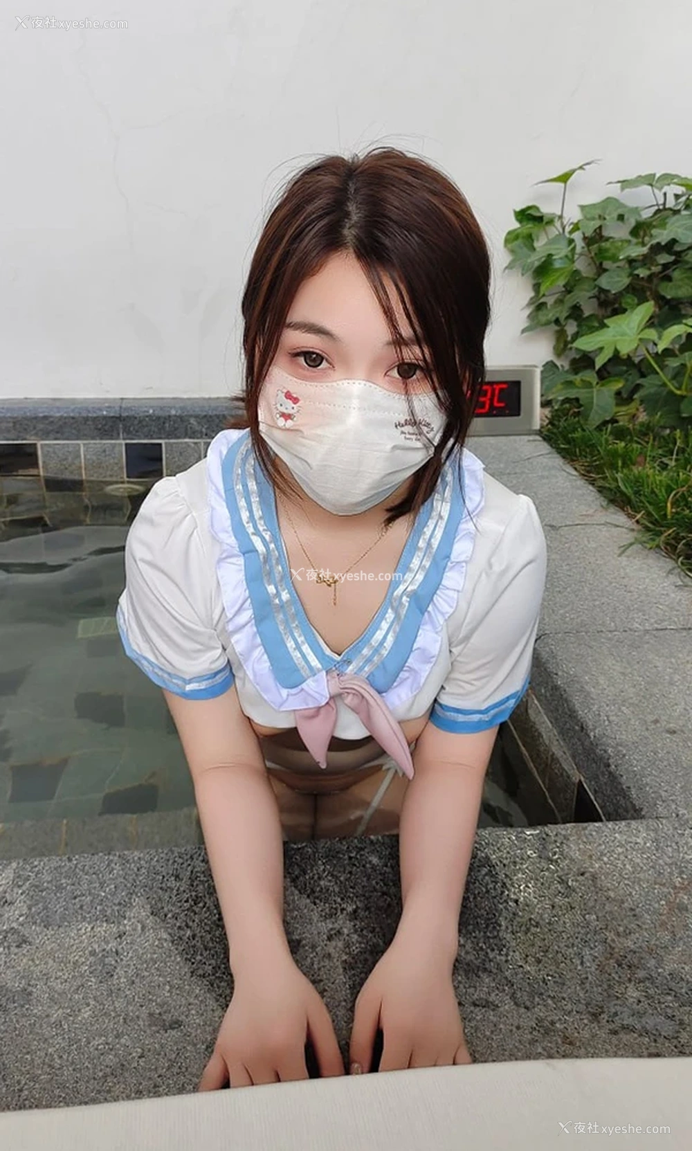 1P - 福利姬芒果之绿帽夫妻肉丝温泉酒店尺度合集