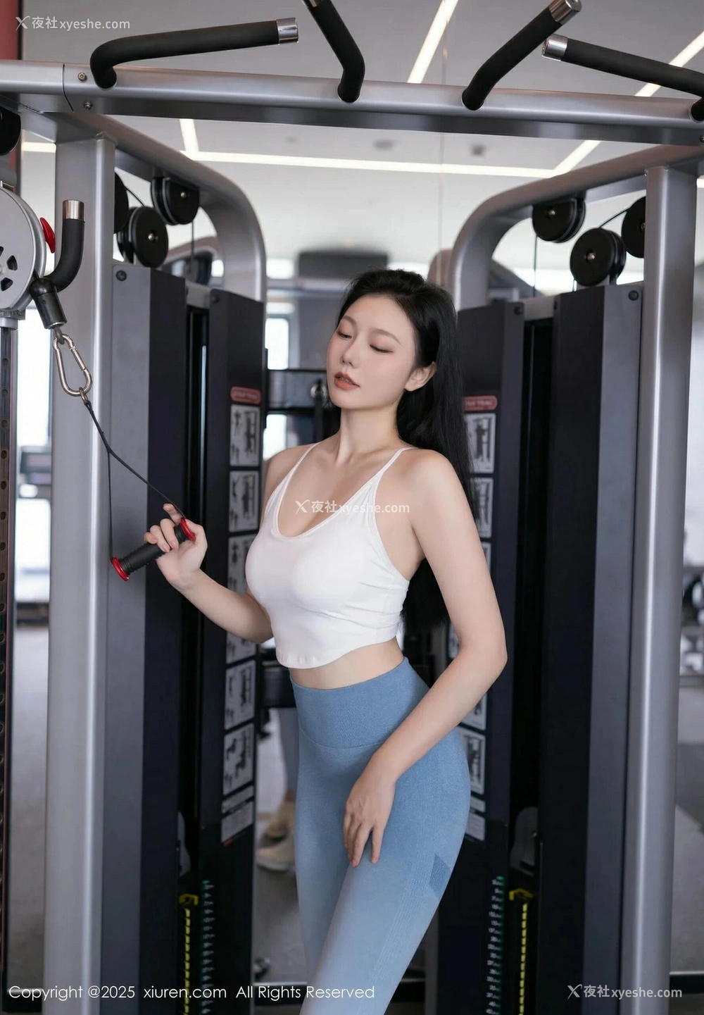 1P - [XiuRen秀人网] No.10272 安然anran [81P]
