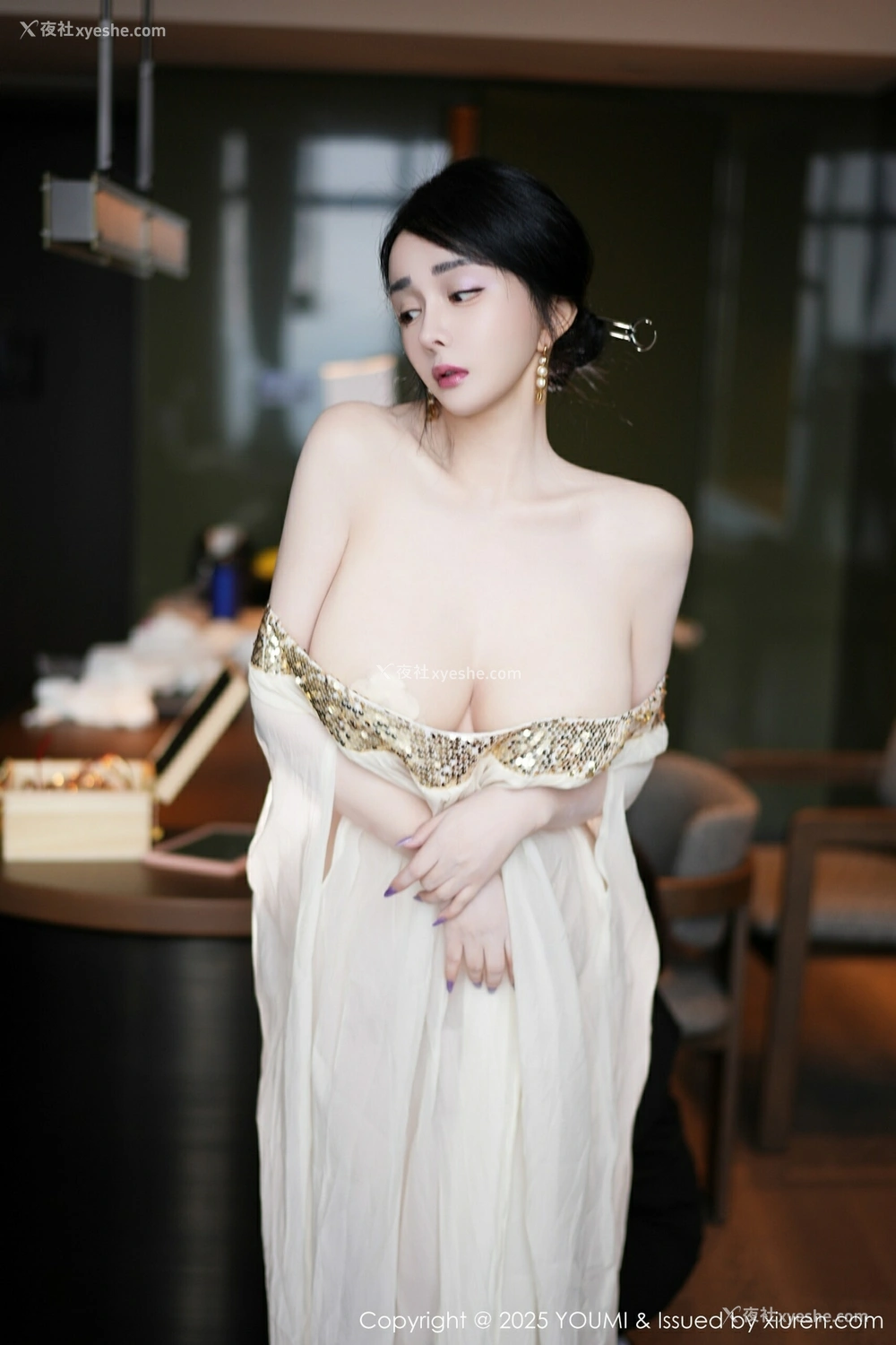 1P - [YOUMI尤蜜荟] VOL.1132 允爾 [63P]