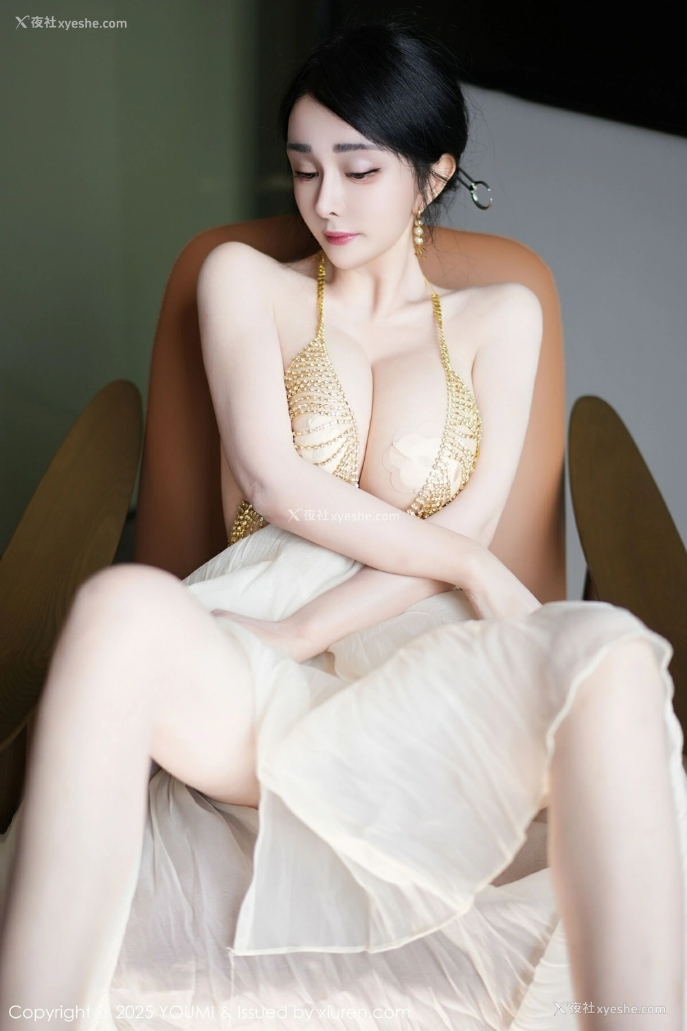 1P - [YOUMI尤蜜荟] VOL.1132 允爾 [63P]