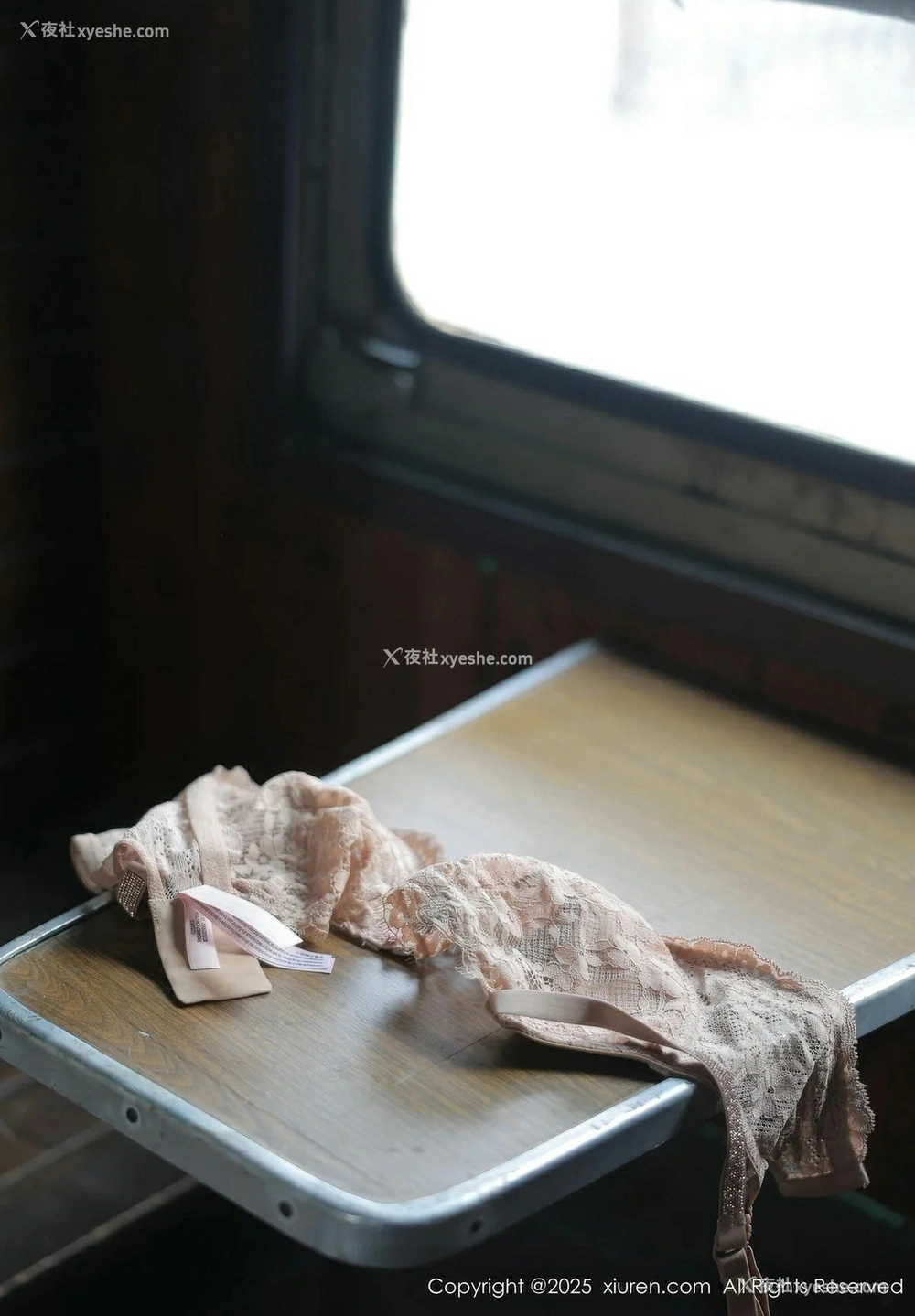 1P - [XiuRen秀人网] No.10269 林若凡F [82P]