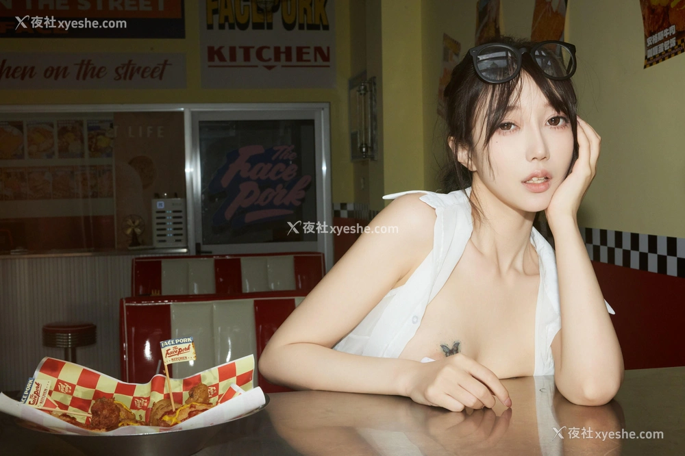 1P - 秀人网 美女名模 玥儿玥er – 内购无水印《美式服务生》 [94P]