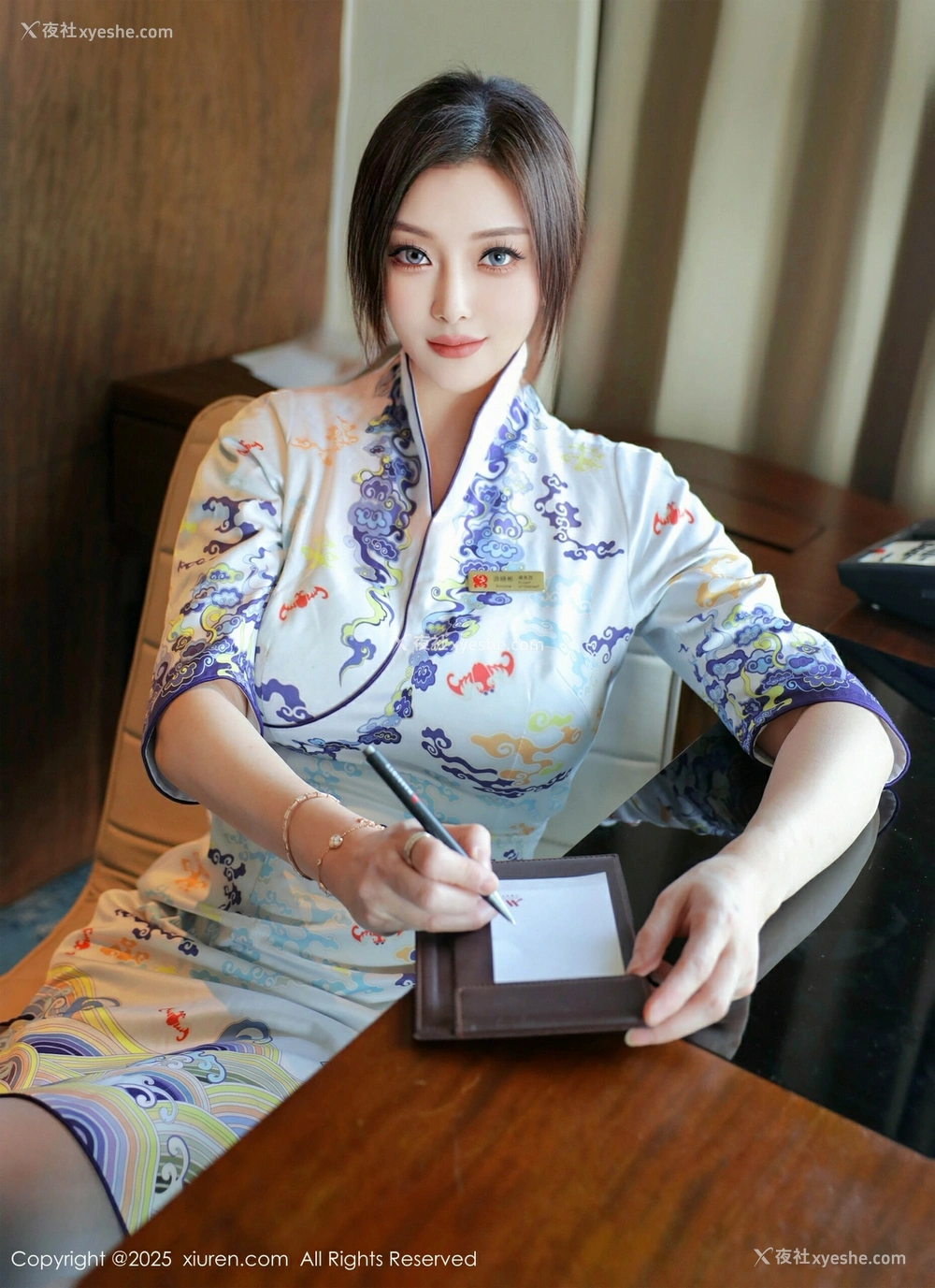 1P - [XiuRen秀人网] No.10273 苏一诺 [80P]