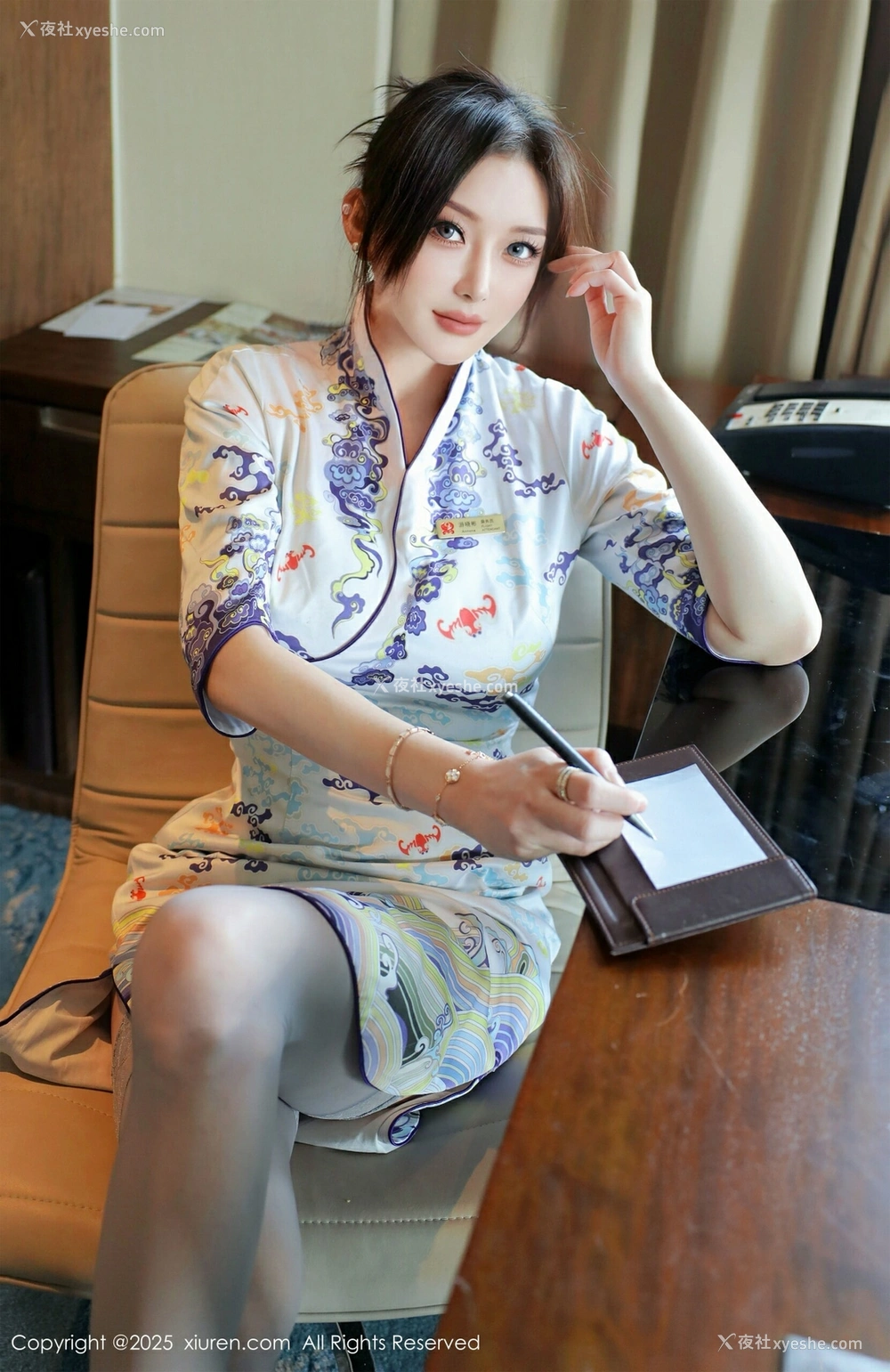 1P - [XiuRen秀人网] No.10273 苏一诺 [80P]