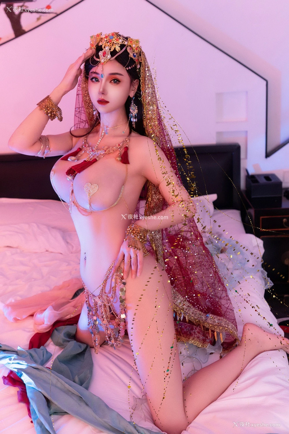 1P - 秀人网 新晋美模 不吃冰淇淋 首套作品 – 内购无水印《芭比娃娃敦煌飞天》 [93P]